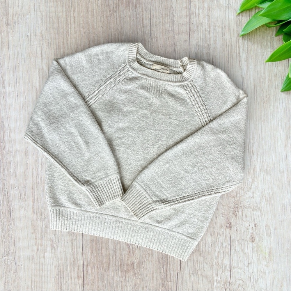 Universal Thread White Sweater Size M